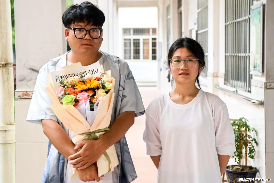 全网追的“扁担女孩”，找了一份暑假工，时薪12元 - 天门生活资讯 - 天门28生活网 tm.28life.net